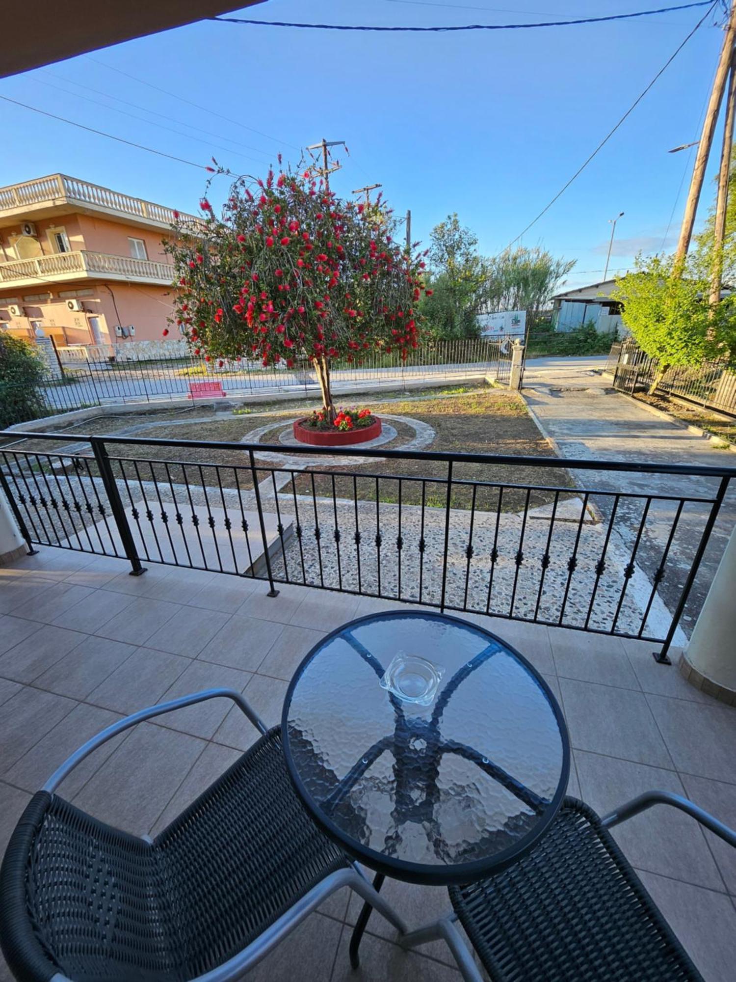 House With Yard Villa Alykes Potamou Exterior photo